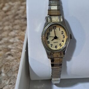 Vintage Elegant Silver and Gold Quartz Watch